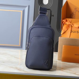 ルイヴィトン風 メンズ アヴェニュー・スリングバッグ トリヨンレザー調 ネイビー