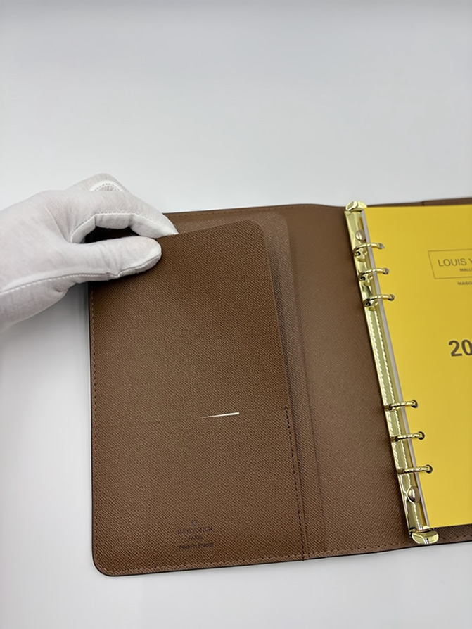ルイヴィトン風 モノグラム アジェンダ mm 手帳カバー 6穴式 システム手帳 2026年カレンダー付きm20002