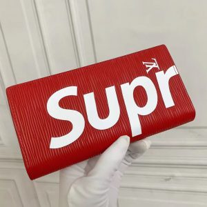 ルイヴィトン エピ supreme 二つ折り財布 m67540