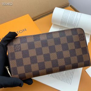 ルイヴィトン モノグラム ファスナー二つ折り財布 m60017