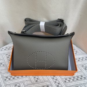 エルメス エヴリン 21 アマゾーヌ tpm トリヨンクレマンス シルバー金具 w刻印 ショルダーバッグ