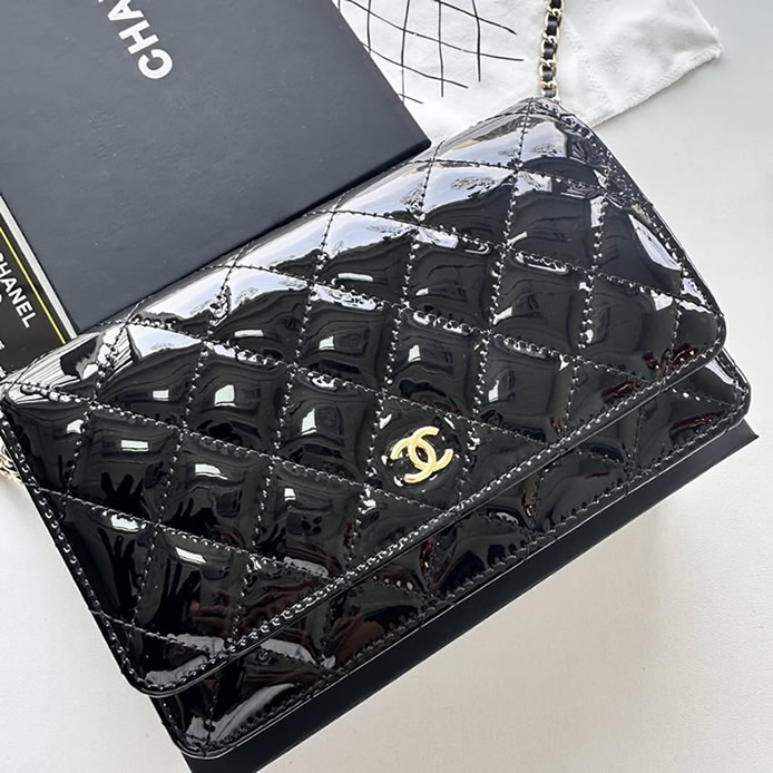 シャネル クラシック チェーンウォレット マトラッセ ラムスキン ブラック ゴールド金具 ショルダーバッグ ch6119 (复制)