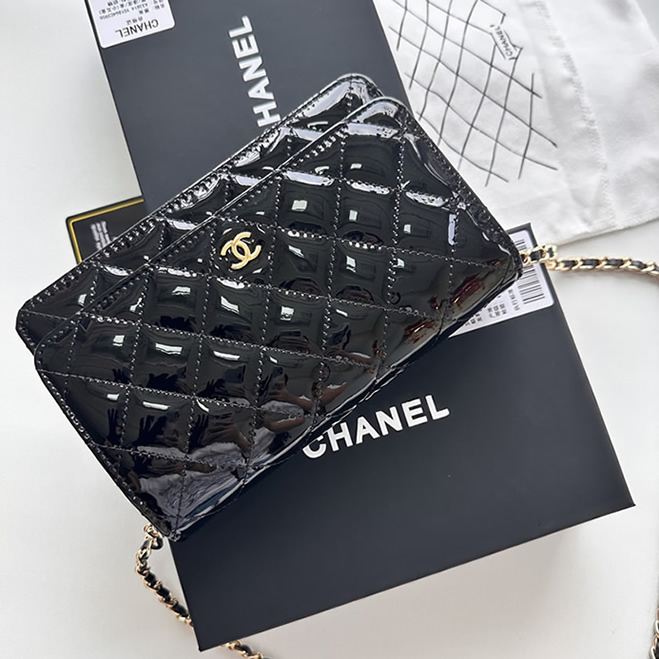 シャネル クラシック チェーンウォレット マトラッセ ラムスキン ブラック ゴールド金具 ショルダーバッグ ch33814