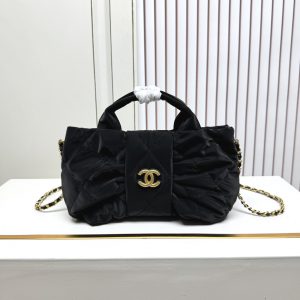 シャネル マトラッセ ラムスキン スモール ホーボーバッグ ブラック ゴールド金具 ch6208 (复制)