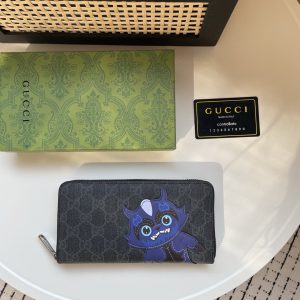 グッチ ggスプリーム モンスター 刺繍 ジップアラウンドウォレット 長財布 guc8
