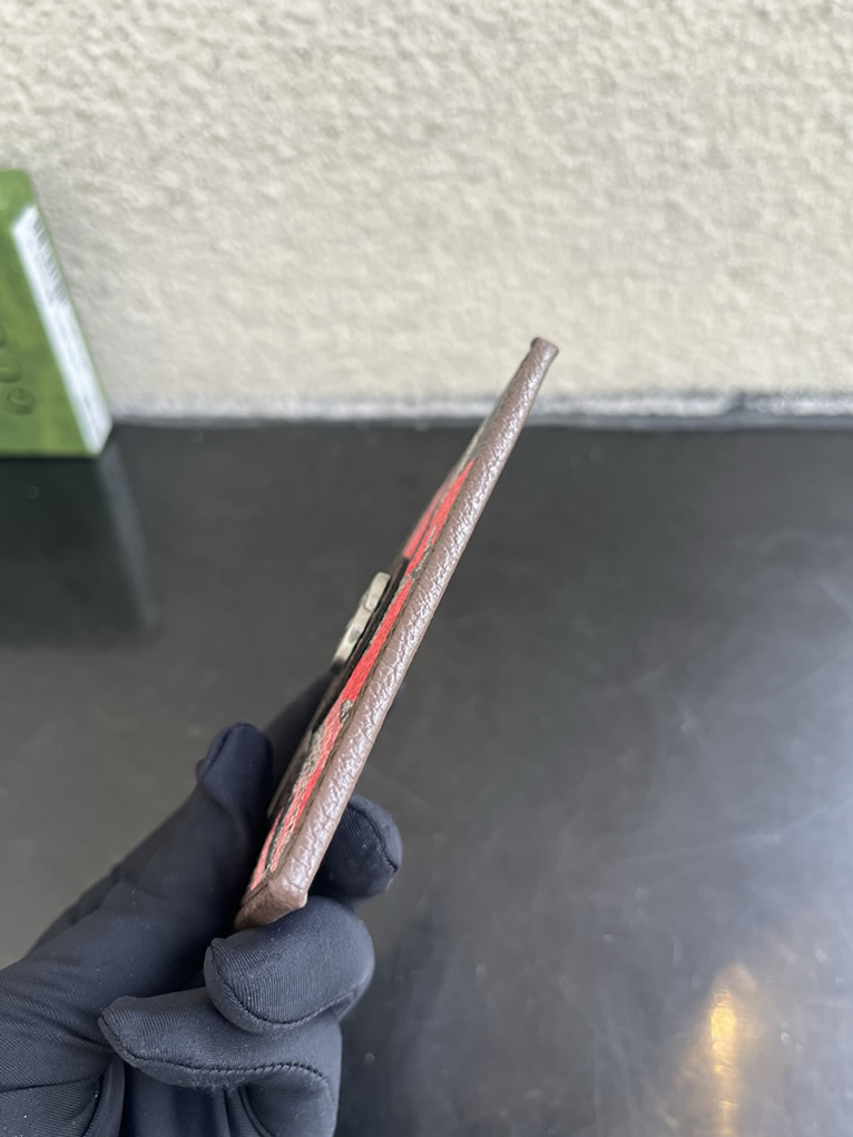 グッチ オフィディア ggスプリーム チェーンウォレット ホワイト 長財布 guc6881 (复制)