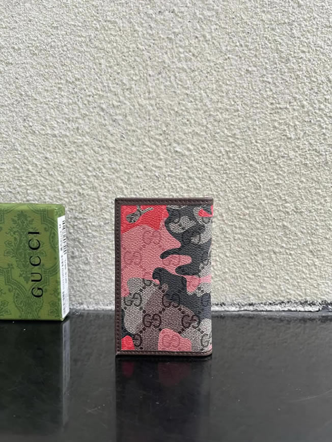 グッチ オフィディア ggスプリーム 迷彩柄 二つ折り カードケース ピンク guc834795