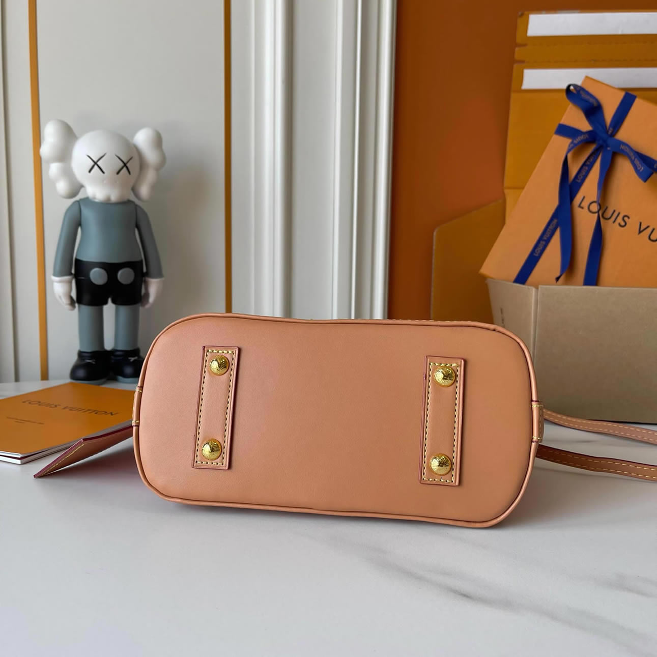 ルイヴィトン モノグラム アニマル 刺繍 カードケース パスケース 限定 m28322 (复制)