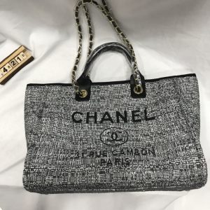 シャネル ドーヴィル トートバッグ キャンバス ホワイト ブラック 31 rue cambon ch8894