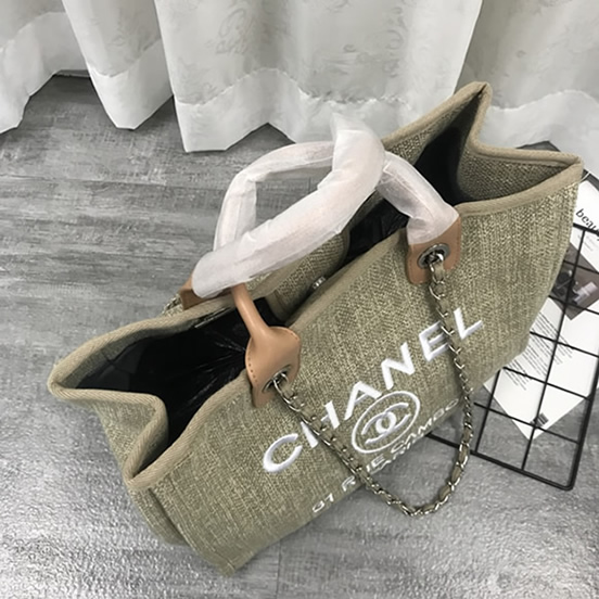 シャネル ドーヴィル ラージ トートバッグ イエロー キャンバス シルバー金具 ch66942 (复制)