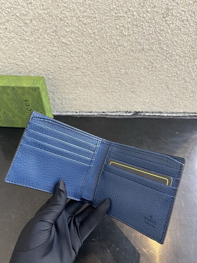 グッチ ggスプリーム キャンバス 二つ折り財布 ネイビー/ブラック ブルー金具 guca768248