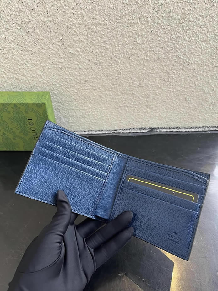 グッチ ggスプリーム キャンバス 二つ折り財布 ベージュ/ネイビー ブルー金具 guc768243