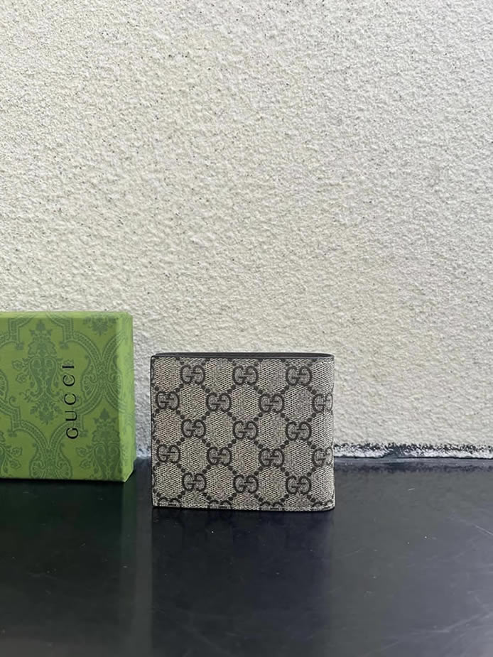 グッチ ggスプリーム キャンバス 二つ折り財布 ベージュ/エボニー guc768243