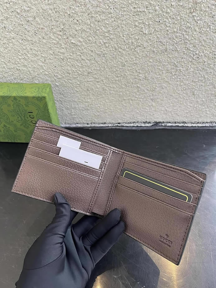 グッチ ggスプリーム キャンバス 二つ折り財布 ベージュ/エボニー guc768243