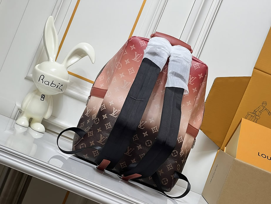 ルイ・ヴィトン モノグラム・グラディエント バックパック ピンク/ブラウン m28025