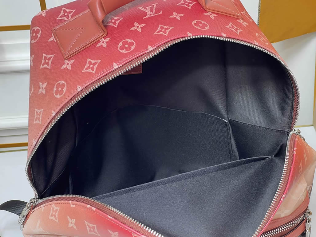 ルイ・ヴィトン モノグラム・グラディエント バックパック ピンク/ブラウン m28025