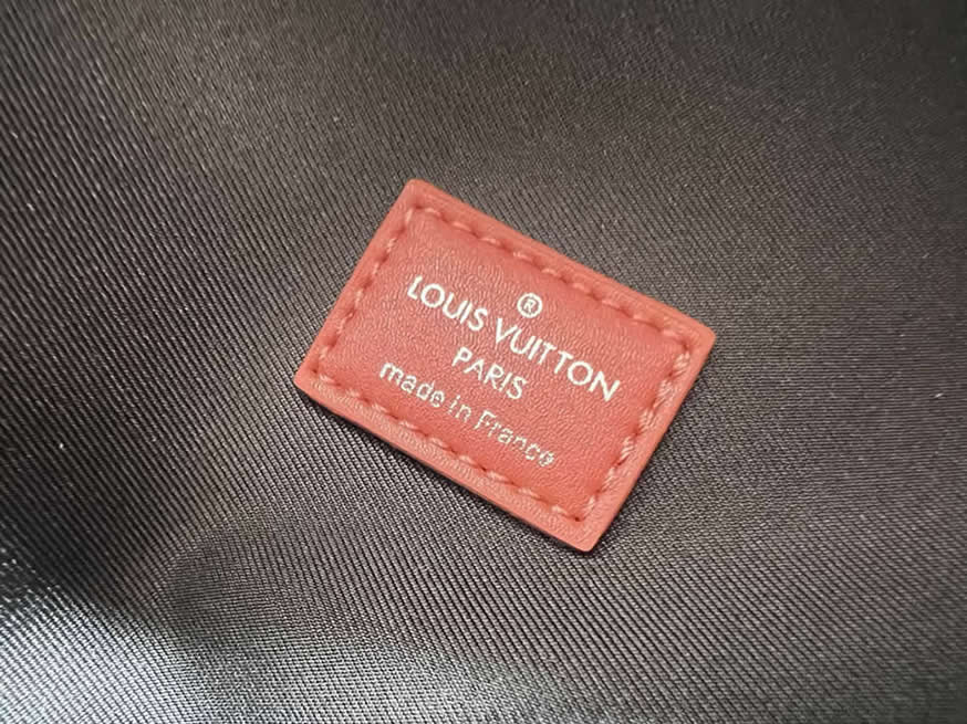 ルイ・ヴィトン モノグラム・グラディエント バックパック ピンク/ブラウン m28025