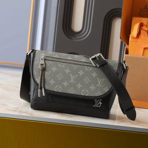 ルイ・ヴィトン デュオ・メッセンジャー モノグラム・アンプラント ジョーヌ・リモン m14874 (复制)