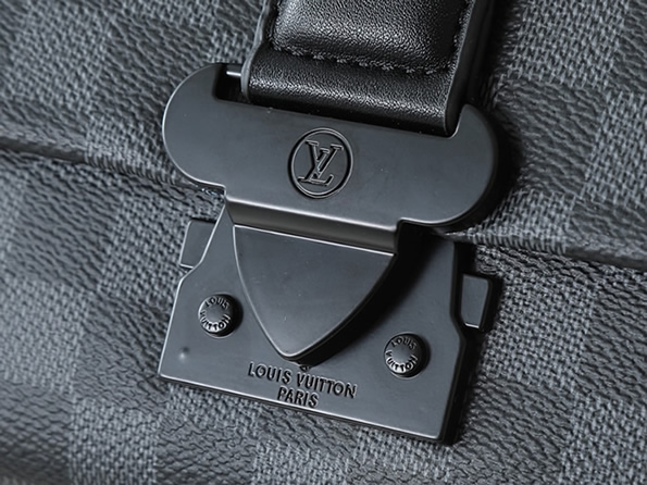 ルイ・ヴィトン sロック・メッセンジャー ダミエ・グラフィット m46794