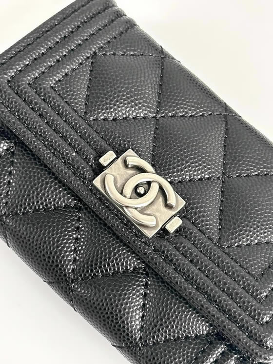 シャネル ボーイシャネル フラップ ウォレット キャビアスキン ブラック シルバー金具 a80603 (复制)