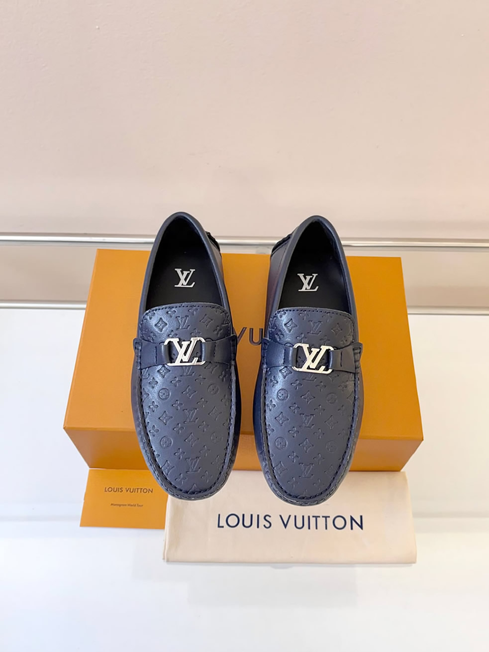 ルイ・ヴィトン アリゾナ ライン ローファー モノグラム・シャドウ ネイビー shoes021