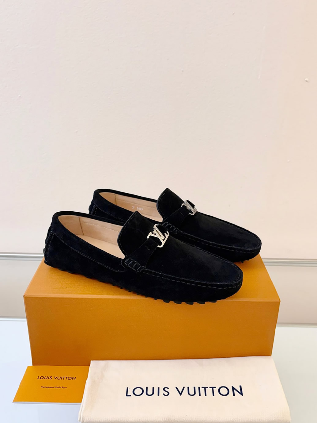 ルイ・ヴィトン アリゾナ ライン ローファー スエード ブラック shoes023