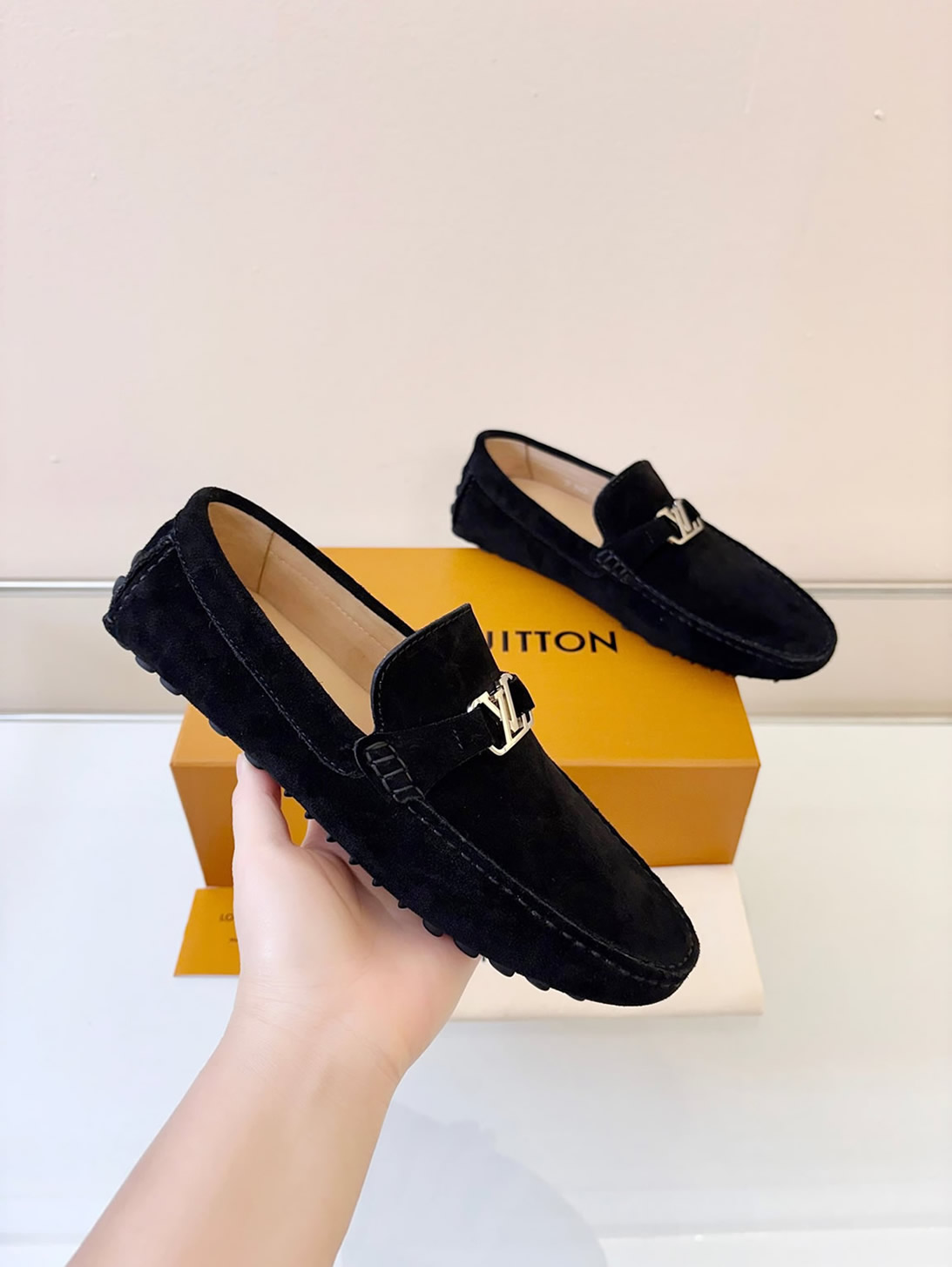 ルイ・ヴィトン アリゾナ ライン ローファー スエード ブラック shoes023