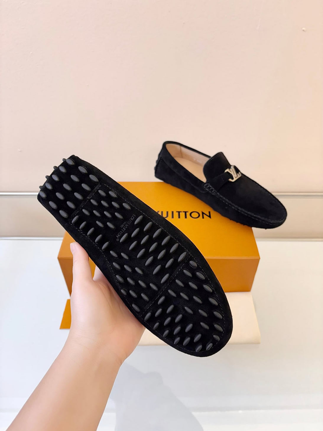ルイ・ヴィトン アリゾナ ライン ローファー スエード ブラック shoes023