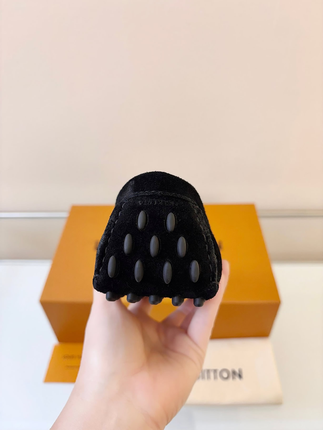 ルイ・ヴィトン アリゾナ ライン ローファー スエード ブラック shoes023