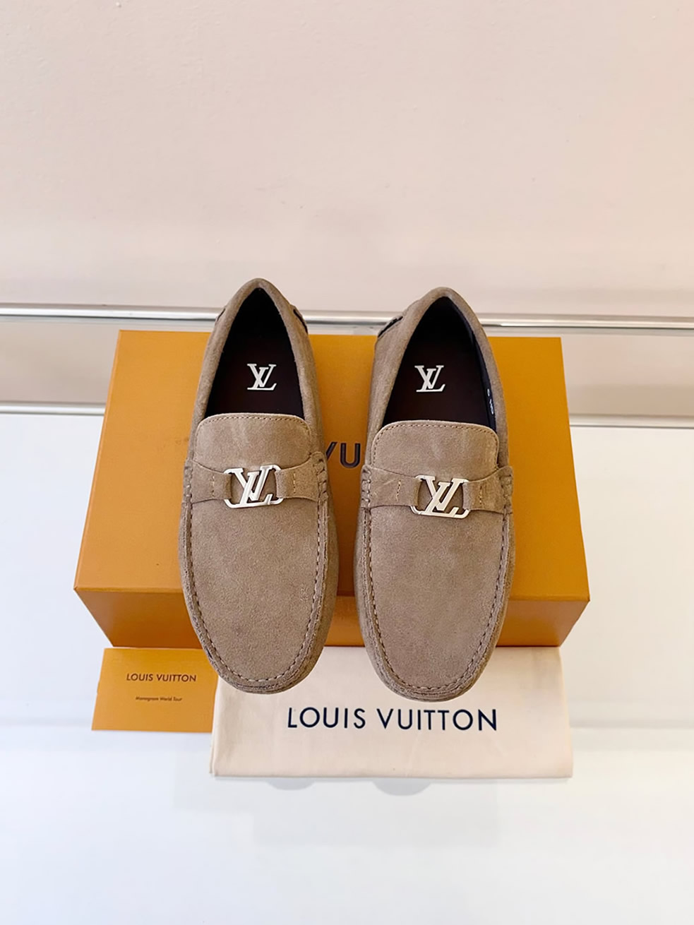 ルイ・ヴィトン アリゾナ ライン ローファー スエード カーキ shoes025