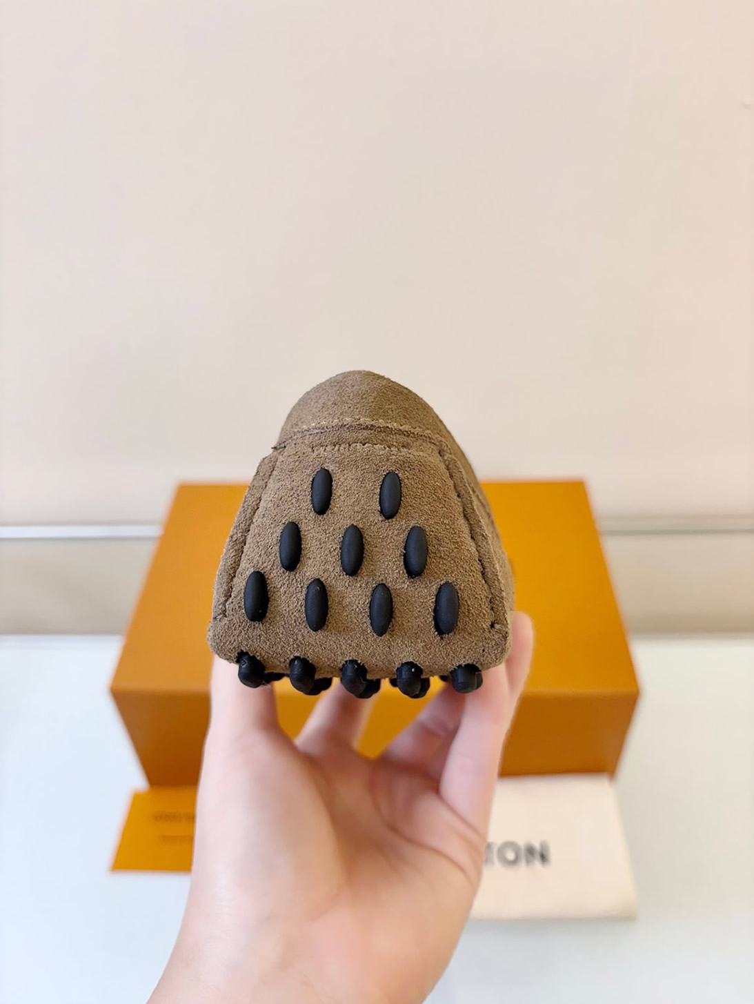 ルイ・ヴィトン アリゾナ ライン ローファー スエード カーキ shoes025