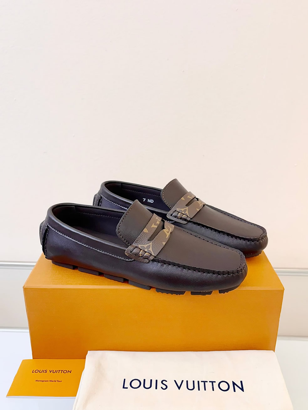 ルイ・ヴィトン アリゾナ ライン ローファー タイガ ブラウン shoes027