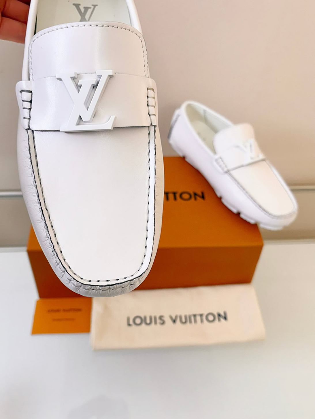 ルイ・ヴィトン アリゾナ ライン ローファー レザー ホワイト shoes032