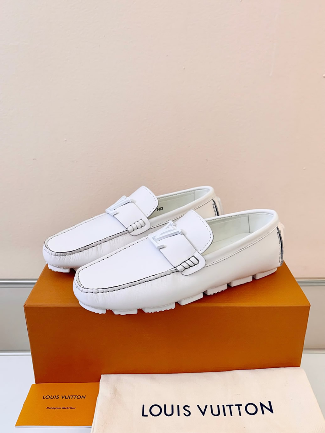 ルイ・ヴィトン アリゾナ ライン ローファー レザー ホワイト shoes032