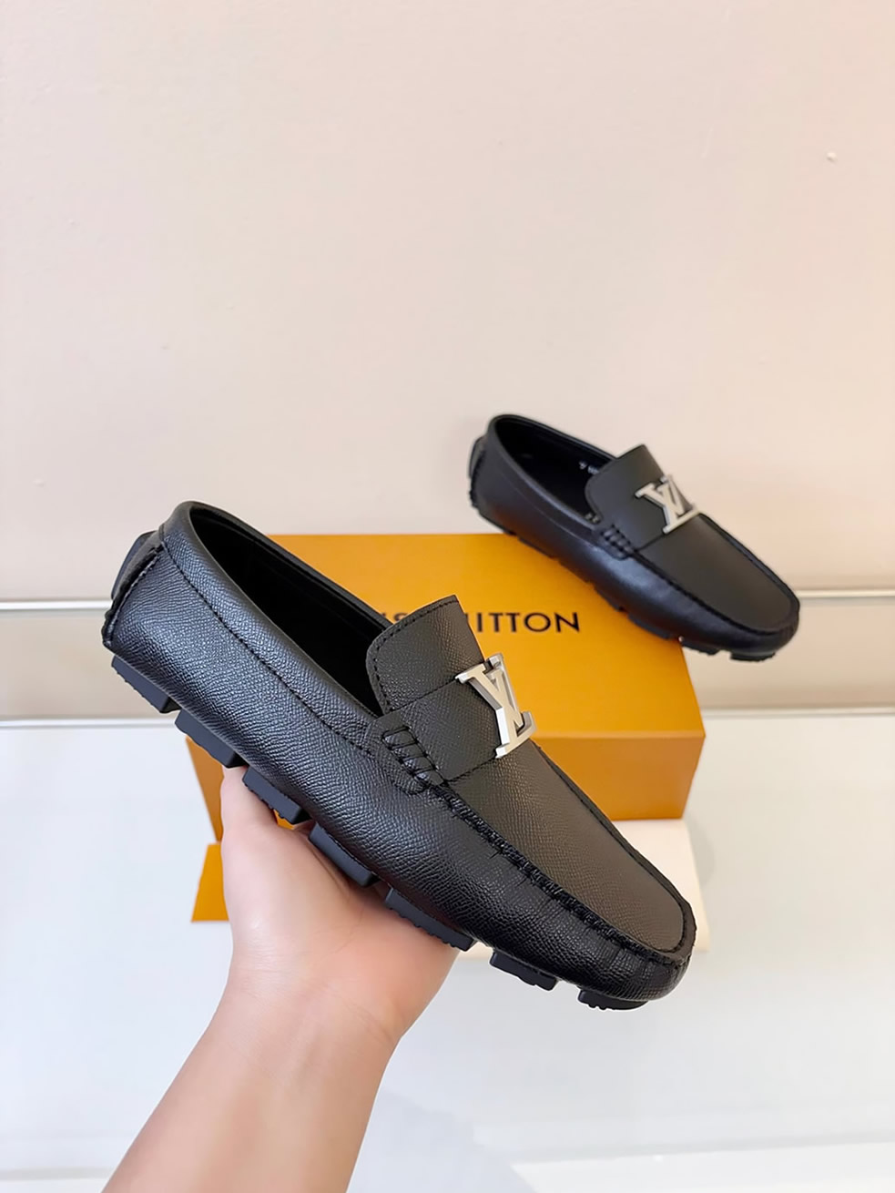 ルイ・ヴィトン アリゾナ ライン ローファー タイガ ノワール shoes038