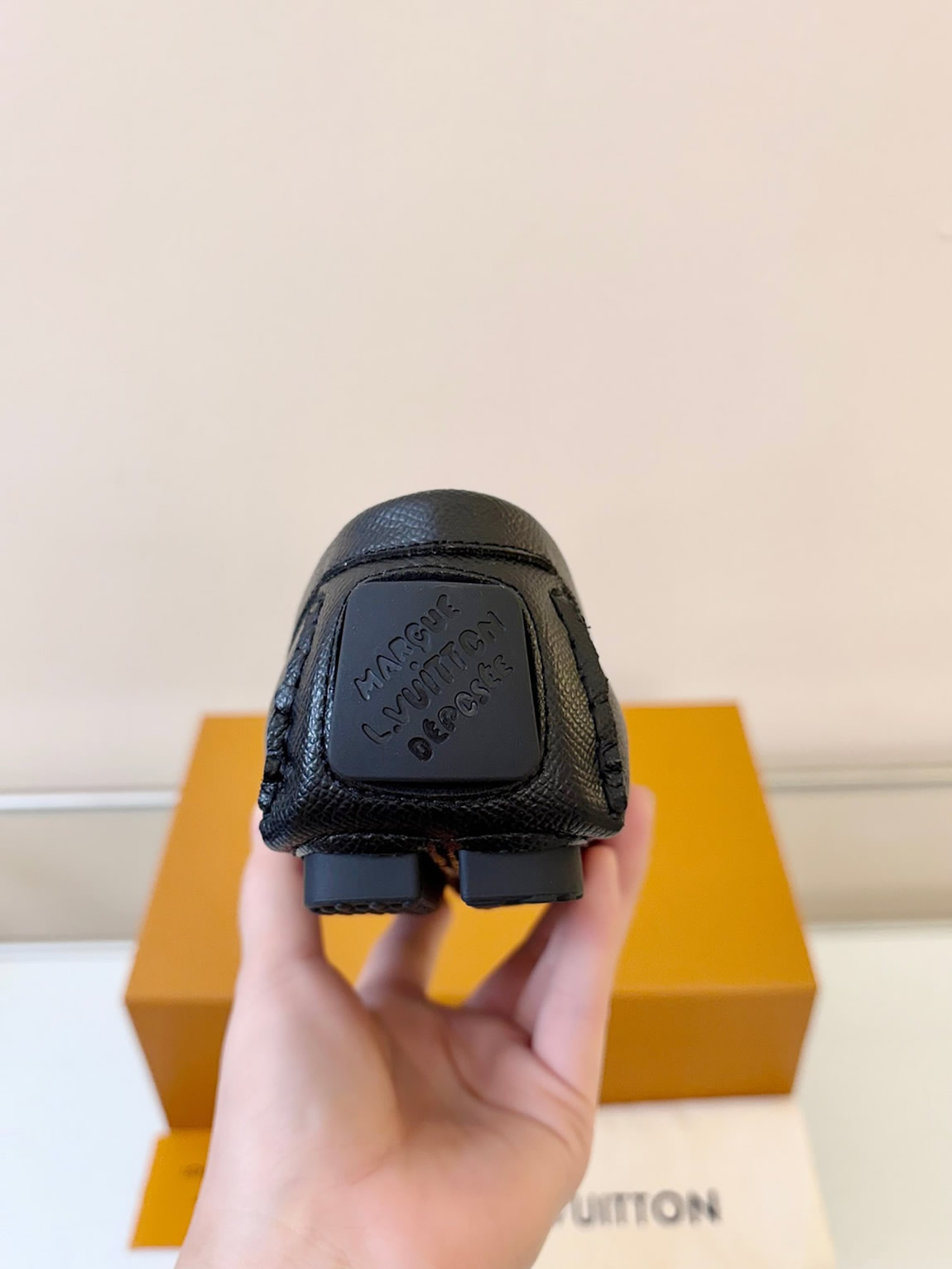 ルイ・ヴィトン アリゾナ ライン ローファー タイガ ノワール shoes038