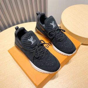 ルイ・ヴィトン v.n.r. ライン スニーカー ブラック・オン・ブラック shoes054