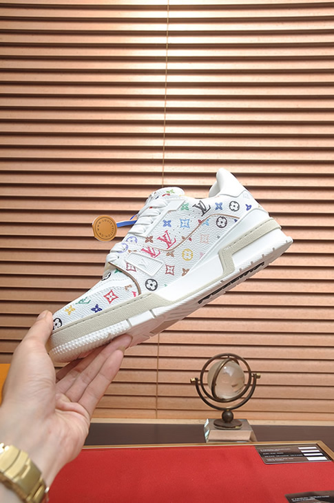 ルイ・ヴィトン lvトレイナー ライン スニーカー カーキ モノグラム shoes074 (复制)