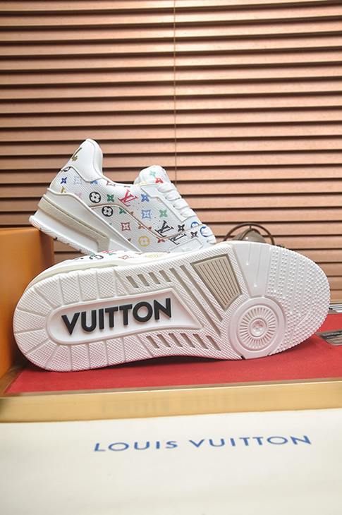 ルイ・ヴィトン lvトレイナー ライン スニーカー カーキ モノグラム shoes074 (复制)
