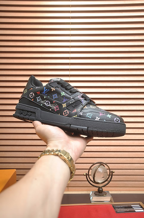 ルイ・ヴィトン lvトレイナー ライン スニーカー ブラック マルチカラー shoes076