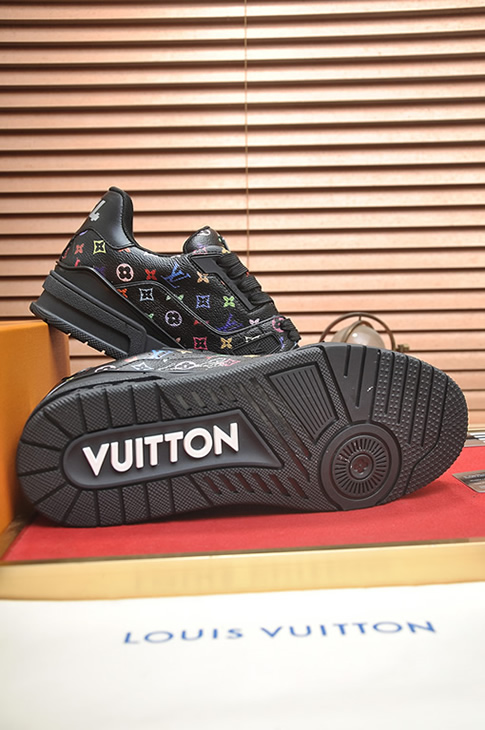 ルイ・ヴィトン lvトレイナー ライン スニーカー ブラック マルチカラー shoes076