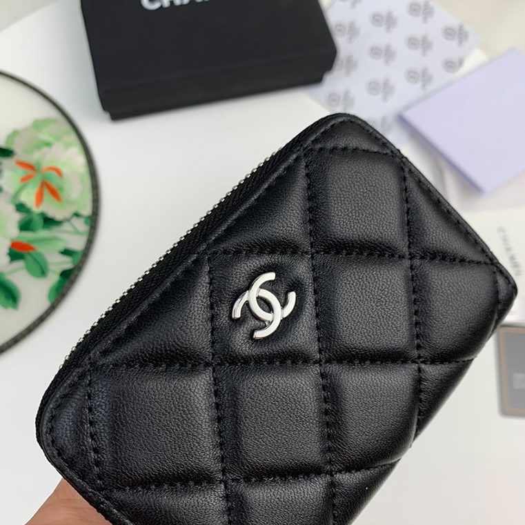 シャネル クラシック ジップ コインパース ラムスキン ブラック シルバー金具 chg69721