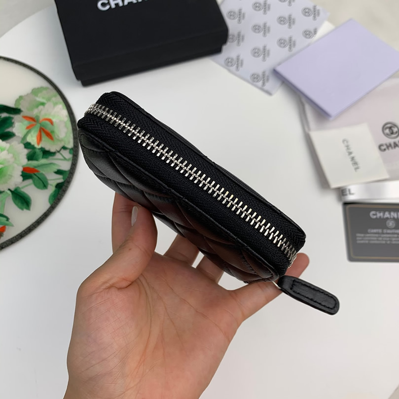 シャネル クラシック ジップ コインパース ラムスキン ブラック シルバー金具 chg69721