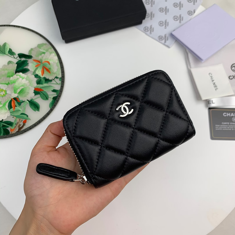 シャネル クラシック ジップ コインパース ラムスキン ブラック シルバー金具 chg69721