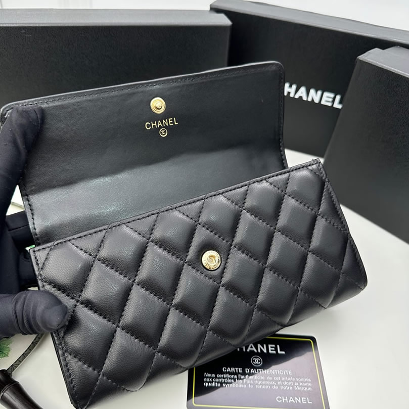 シャネル19 ロング フラップ ウォレット ラムスキン ブラック ゴールド金具 chg8002