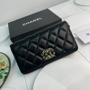 シャネル 19 ジップ ウォレット キャビアスキン ブラック ゴールド金具 chg82608 (复制)