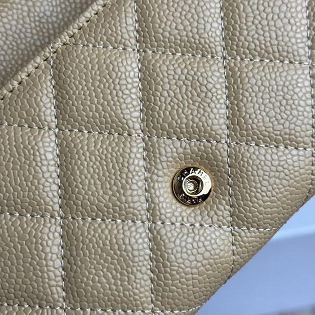 シャネル フラップ ウォレット キャビア ベージュ g金具 chg50095