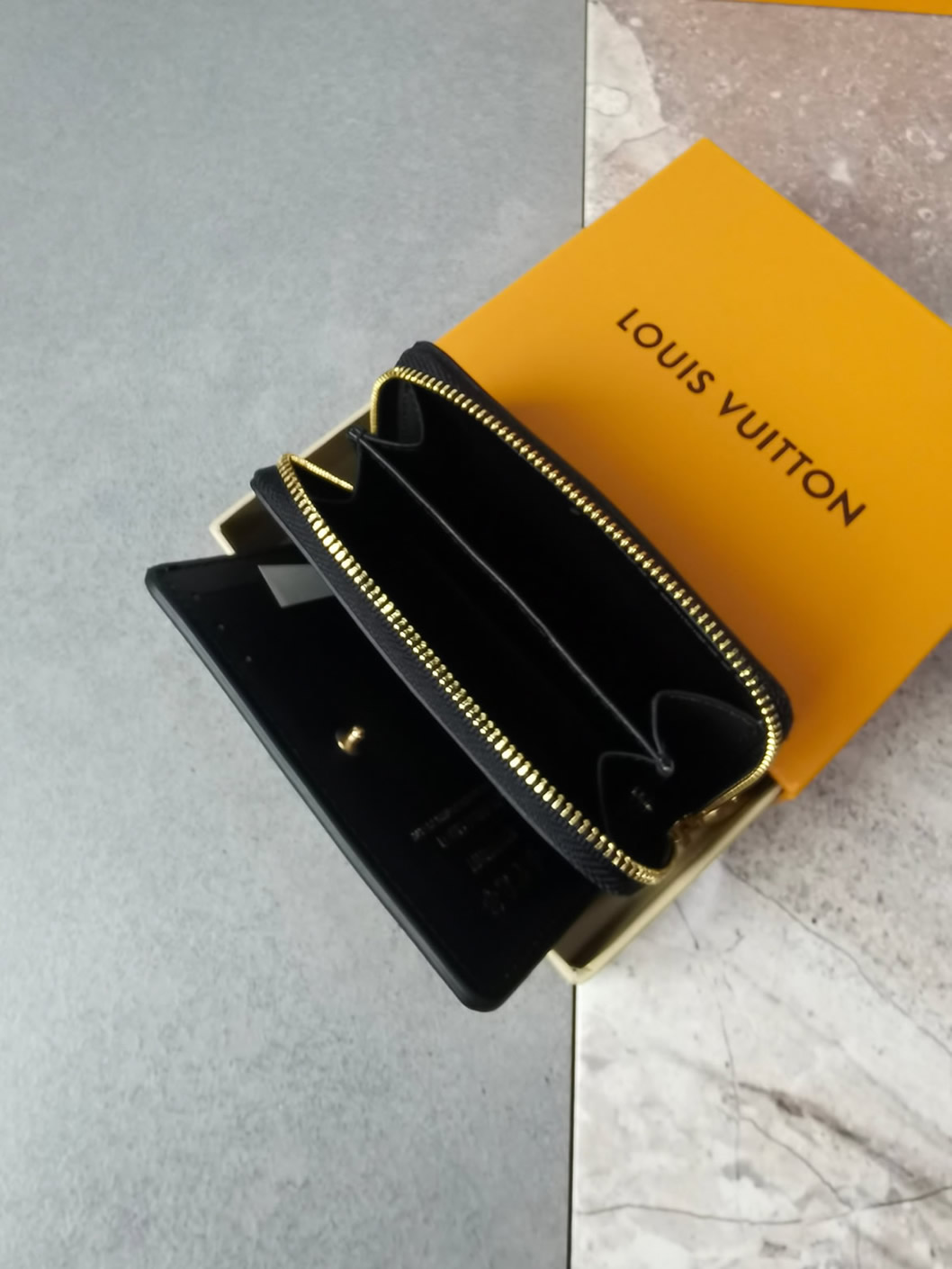 ルイ・ヴィトン ジッピー・コイン パース モノグラム・マルチカラー ノワール 小銭入れ 財布 M13829 - 画像 (8)