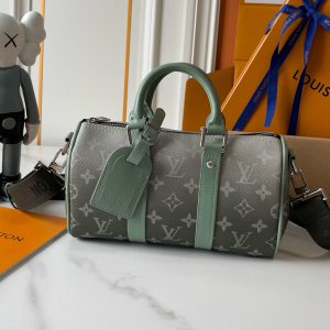 ルイ・ヴィトン モノグラム スピーディ・バンドリエール 20 ヴェール M11591