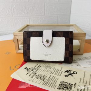ルイ・ヴィトン ダミエ・エベヌ ジュリエット コンパクトウォレット クレーム M69433